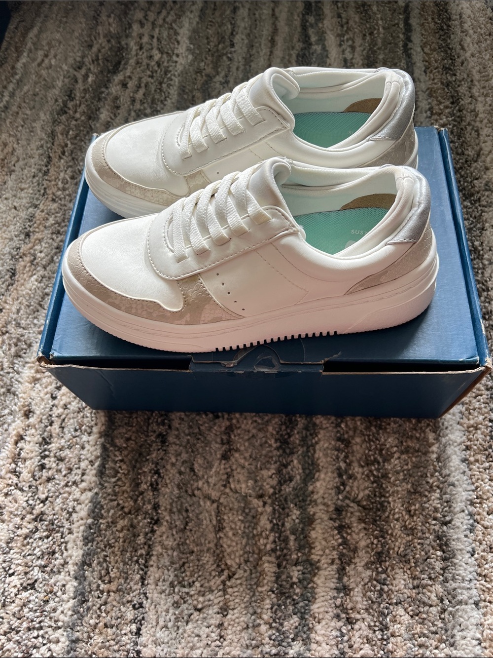 Dr. Scholl's Cream & White Women's Platform Low-Top Sneakers - Picture 2 of 5